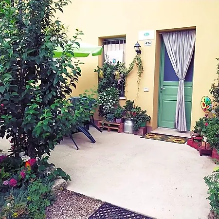 فندق مبيت وإفطار Peschi In Fiore